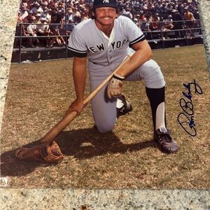 Baseball Player Autographed Photo -RON BLOOMBERG